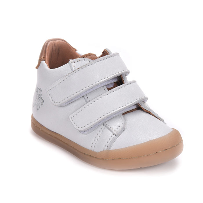 Chaussures Calino blanc et camel de côté