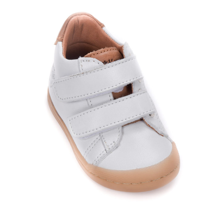 Chaussures Calino blanc et camel de face