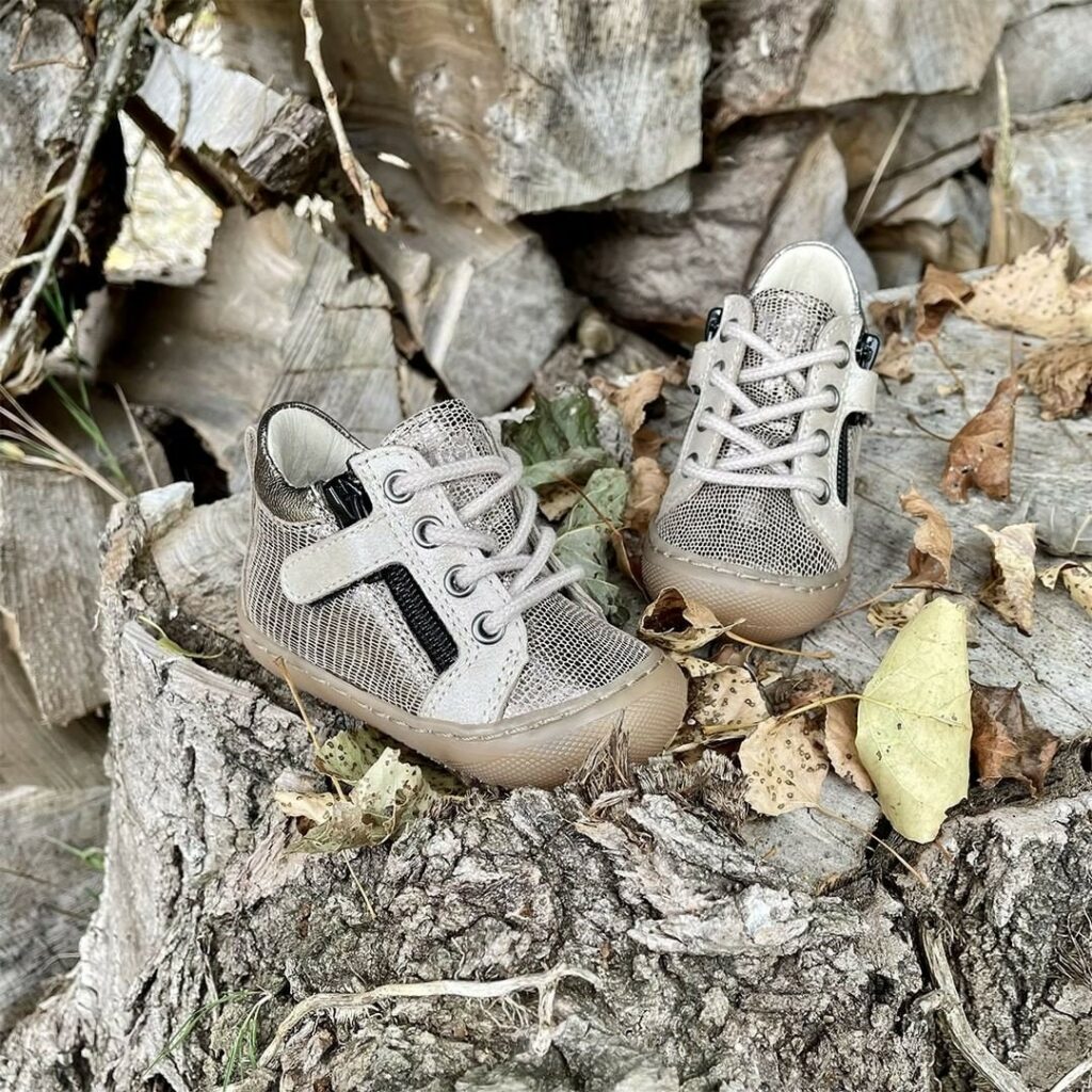 choisir sa chaussure bébé fille